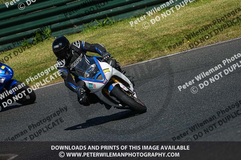 enduro digital images;event digital images;eventdigitalimages;mallory park;mallory park photographs;mallory park trackday;mallory park trackday photographs;no limits trackdays;peter wileman photography;racing digital images;trackday digital images;trackday photos